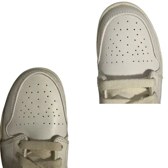 Air Jordan 1 Mid Triple White Men’s 9 | Unworn • No Box • Clean - Picture 4 of 10